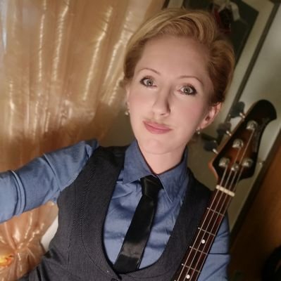 AndreevaNana's profile picture. Bass player
