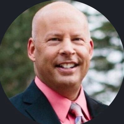 tombrolin's profile picture. 