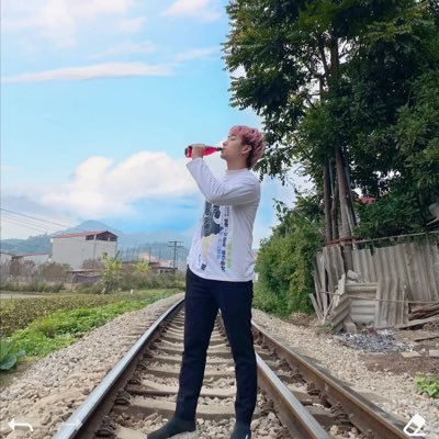 NganNghiem96's profile picture. đá bóng-hiphop-kungfu-music-hair salon....v...v