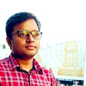 हम भी दरिया हैं हमें अपना हुनर मालूम है , जिस तरफ़ भी चल पड़ेंगे रास्ता हो जाएगा !