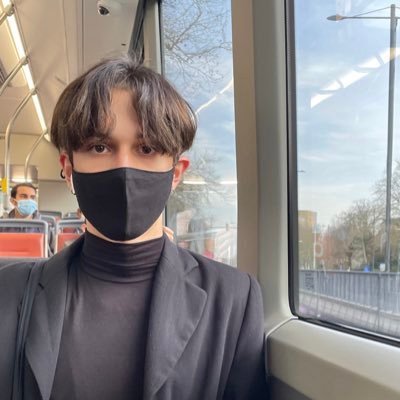 AjourAlois's profile picture. 🦖🤍🦕 they’re in love :)