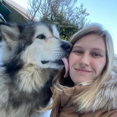 MissVBieri's profile picture. Primary School Teacher - Year 6 📚 Apple Teacher  Seesaw Ambassador📱 Eco-Coordinator 🌎