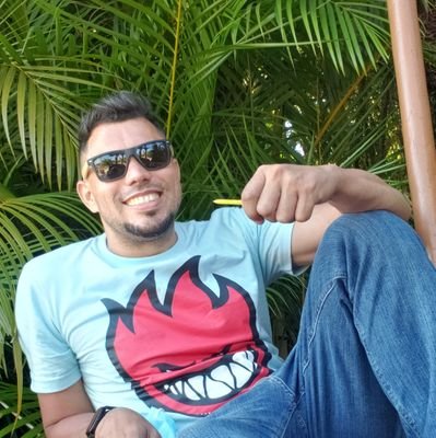 EngEmioliveira's profile picture. Engenheiro Civil, casado e amante de esportes.