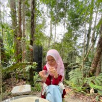 white (@aisyhshmsdn_) 's Twitter Profile