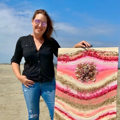 Jennifer_Erich's profile picture. Geology nerd, commissioned artist, world traveler & wine snob who loves astronomy, can quote Star Wars and has worked in energy for 25+years