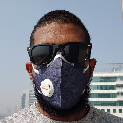ShenalSilva's profile picture. Tweets random things, Works on Software & Products