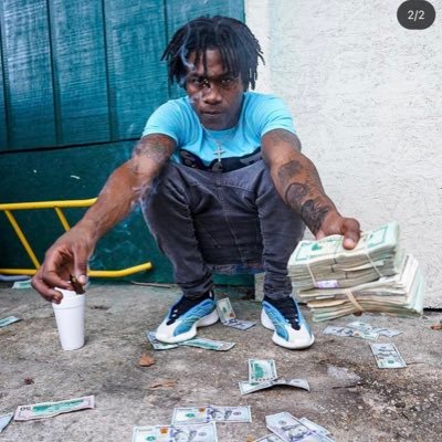 loverboytenx's profile picture. 