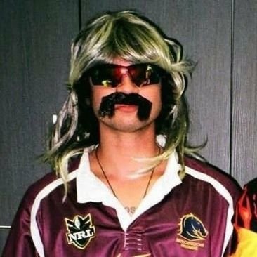 aight5sos's profile picture. missing 5sos