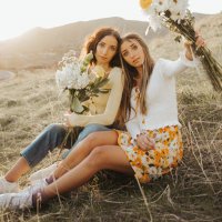 Brooklyn and Bailey(@BrookAndBailey) 's Twitter Profileg