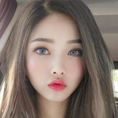 Dewi0206Dewi's profile picture. yoga teacher, fashion designer, Illustrator