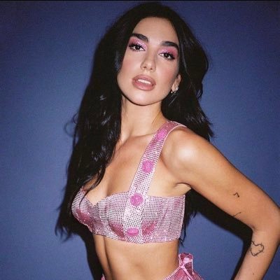 Dua pics and news💎🇳🇱 Dua Lipa , Zara Larsson, Ava Max, Agnes