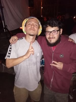 Busco personas con las cuales hablar un rato