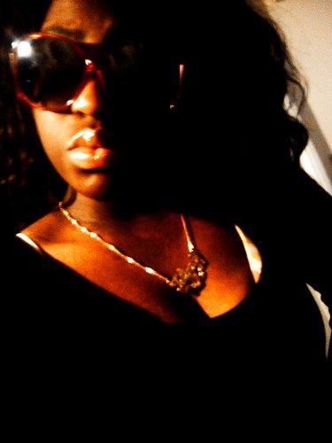 Im The Official Pariis | A True HUNNiE ♡ | #Sinqle |Flawless | #IFollowBack^^ |#Beautyy | #1@CHRISBROWN Fan |#TeamBrownSkin | #TeamSoftBIGLipss*| TPB^^