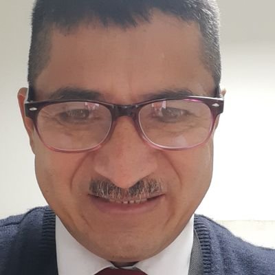 hola sdos de Lima peru para el mundo bnas noches besos para tdos mía fans seguidores de la red