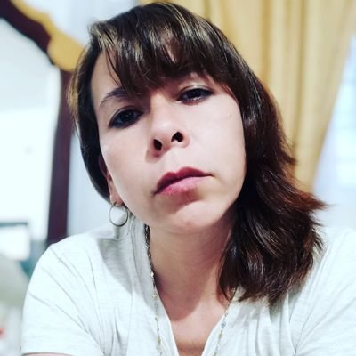 La vida solo tiene sentido si podemos regresarla completamente gastada... Psicóloga
Psicofisiologa Forense-Poligrafista
Máster Seguridad Defensa y Geoestrategia