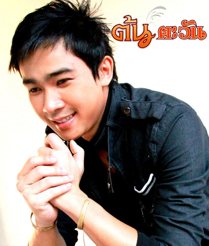 ton_tawanclub's profile picture. 