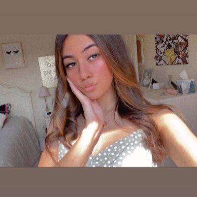 ellaajacqueline's profile picture. 💋💋