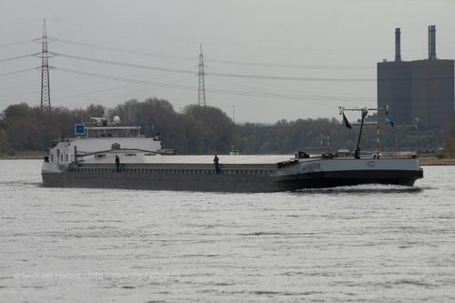 Samen met @Frommie79 ondernemer van een binnenvaartschip en ouders van twee jongens