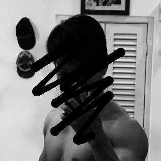 Zooomm12's profile picture. undisclosed acc