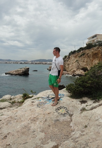 zicovg's profile picture. 