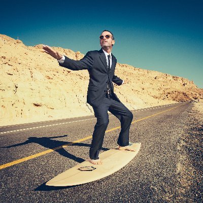 Conceptual Photographer ,Creator of The Surrealistic Pillow Project Tel Aviv, Israel https://t.co/qBerT3ZtrZ