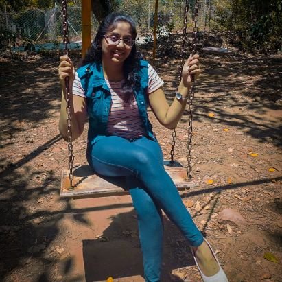 OviyaR0406's profile picture. Student at SRM|CSE with AIML | UI/UX engineer |Frontend developer | @devs_street Designing lead | @CodeChefSrmRmp Designing co-lead|@dscsrmramapuram member