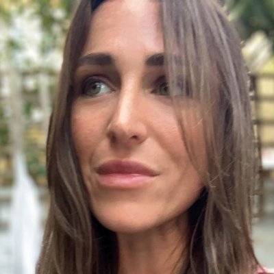 Tech Lawyer
@UCL alum. Art collector. Runner.
Clubhouse @laurencneal