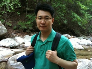 dlkott's profile picture. 과장보다일잘하는강대리 저자  소설쓰기의꿈.   엄마보다애잘보는아빠되기 현대해상 경영기획팀장