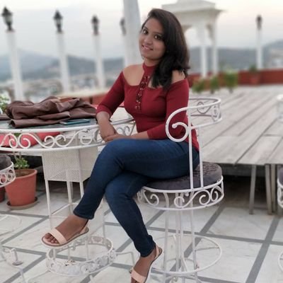 pniyati1993's profile picture. Dazed... and I love it 💕