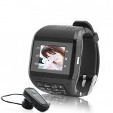 Gadget Handphone ini memiliki kapasitas 2 sim card GSM,  layar touchscreen dan di lengkapi Bluetooth Harga : Rp 2.500.000,- / unit