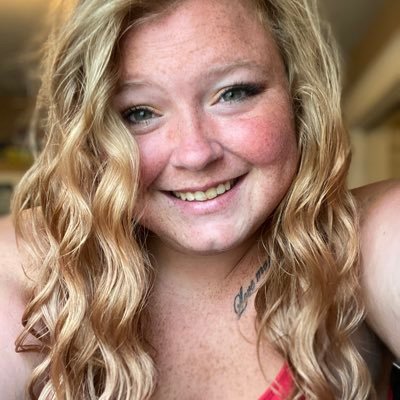 a BBW feeling sexy 😘  *cashapp- $abbypeachyxo