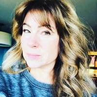 Jennifer Hotes 🎧🎤💻Author #Mystery #YA (@jenniferlhotes) 's Twitter Profile