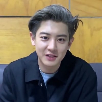 ˗ˏˋ #찬열 💐◞♡ “ you are perfect, talented, wonderful, i love you.” 🍶💓 (੭ˊᵕˋ)੭°ㅤ @weareoneEXO 💌ˎˊ˗ ࿐° (𝙘𝙤𝙣𝙨)