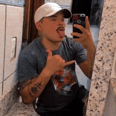 insta : ( welber.Becker )Tenho meus defeitos, sou difícil de lidar, mas se fechar cmg terá o melhor de mim!!