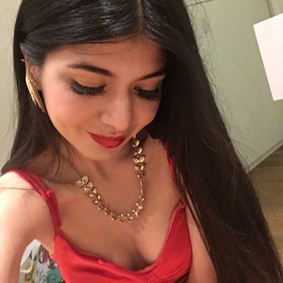 SiempreFa22's profile picture. Estudiante de medicina- Universidad de Bs As(UBA) Tiene en mente una idea danzante Es meterse en la canción, en la que canta en su corazón ...