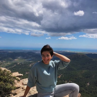 NotNeblinosaaa's profile picture. She/her. Julie Andrews, la diosa a la que le rezo. Si no sabes el potencial didáctico de los collares de macarrones, mejor cállate la puta boca.