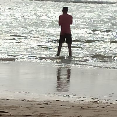 dhulu09's profile picture. Telecom sales specialist