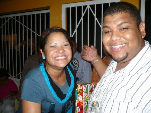 Mis hijos lo mejor, amante de la familia y en cristo y maria he puesto toda mi vida....mi perdida mas grande, mi hermano DAVID INOCENCIO. te amamos