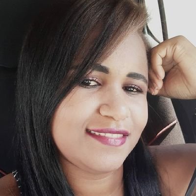 Linelu23's profile picture. QUEM ME PROTEGE N DORMI