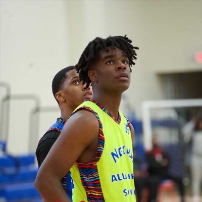 6’4 205| Wr, Lb | Baylor School C/o 2025| AOT Eybl email: sparks_cameron@icloud.com