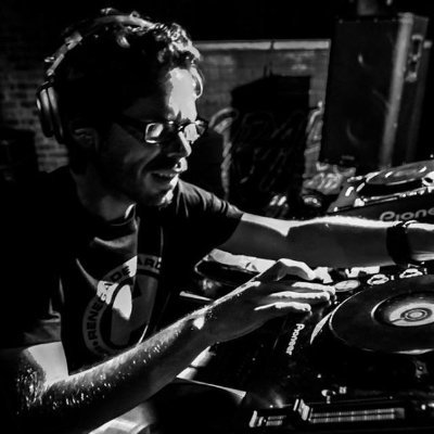 Techie. Television. Media. Engineer. DJ.
Cuban. Miami Native. Oye.
All opinions are mine, porque digo yo.
Always up to something.