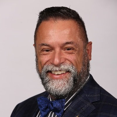 BSE Chemical Engineering from The University of Michigan 1985
MD from The Ohio State University 1990
Residency and Fellowship at LA County+ USC Med Center 1995