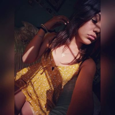 Mañana puede que sea demasiado tarde, demasiado tarde para pedir disculpas, demasiado tarde para intentar, demasiado tarde para creer.....♥