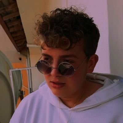 sizofrennw's profile picture. 