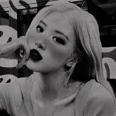 ㅤㅤ🏛 ⌕ 𝕯꩜𝕷𝕷 ! ♍︎  ─ ❛  ⩇⩇ ¡ 𝐒𝗛𝐄 ! 🗯️
me ahogo en la porquería porque hace tiempo tengo el corazón roto.