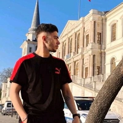 AzizeElverdi's profile picture. GERÇEKLER ACIDIR😔