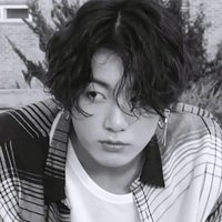 𝓐𝓴𝓪𝓷𝓮🌹 (@bts_huh) 's Twitter Profile