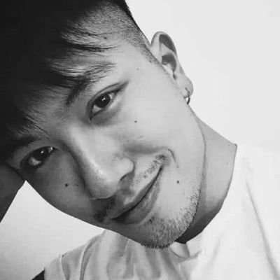 nYaXhT1iiLQ4tk1's profile picture. 0871｜24｜ 178 65 ｜15cm｜ 喜黑丝 反差婊｜ 你喜欢的我都有😏 妈的gay别关注我