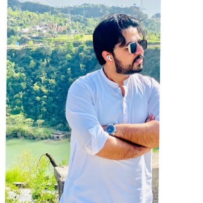 Awais4you's profile picture. کچھ یادوں کو ساتھ لیے نا معلوم منزل کا ایک لاپتہ سا مسافر https://t.co/jcv90MDaGv