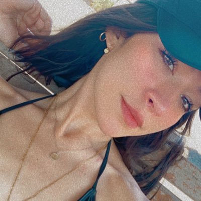 Instagram: claudiaamenabar